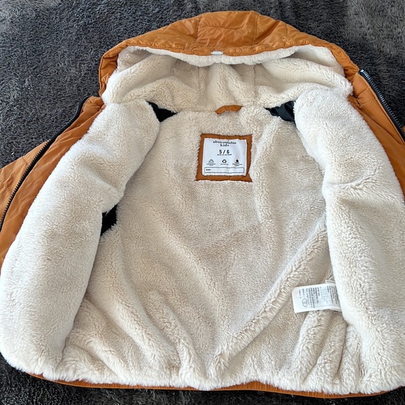 Boys Puffer Jacket - Picture 3 of 6